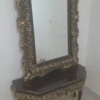 آینه قدی با قاب کنسول
