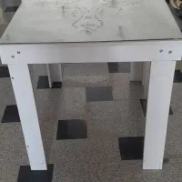 میز غذا خوری بدون صندلی