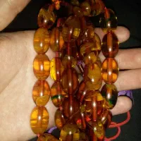 تسبیح کهربا پرچمی کهنه تسبیح سندلوس ۱۰۱ عددی آلمان|جواهرات|سقز, |دیوار