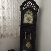 ساعت ایستاده چوبی