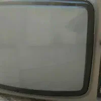 تلویزیون قدیمیی سالم