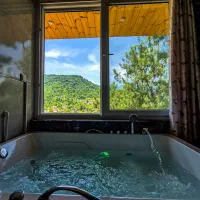 ویلای سوئدی سحر ((جکوزی دار))|اجارهٔ کوتاه‌مدت ویلا و باغ|ماسال, |دیوار