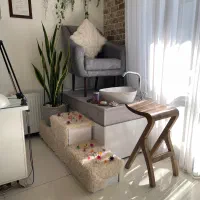 فروش صندلی پدیکور و ترولی