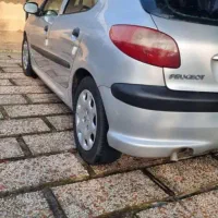 پژو 206  مدل 84 تیپ 2 بسیار تمیز