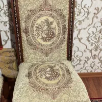 ۴ عدد صندلی چوبی