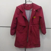 تعدادی لباس دخترانه|لباس|رباط‌کریم, رباط‌کریم|دیوار