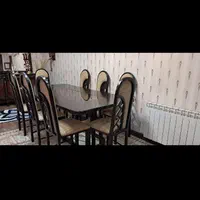 میز ناهارخوری ۸نفره سالم و تمیز