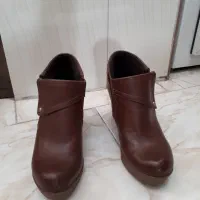 کفش نیم بوت