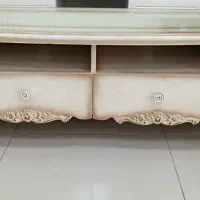 میز تلویزیون کرم