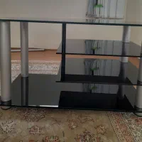 میزتلویزیون شیشه ای درحدنوسالم وتمیز
