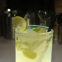 کار در کافه|استخدام خدمات فروشگاه و رستوران|صدرا-فارس, فاز ۱|دیوار