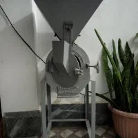 دستگاه صنعتی آسیاب