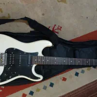 فروش فوری گیتار الکتریک