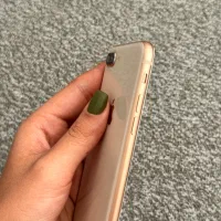 گوشی ایفون 8 پلاس|موبایل|نجفآباد, حومه نجف آباد|دیوار