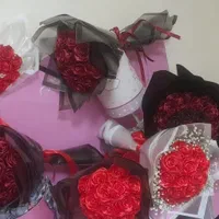 دسته گل و باکس گل ربانی هدیه ای ماندگار|گل مصنوعی|کرج, کمال‌شهر|دیوار