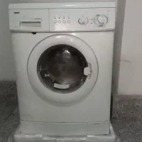 ماشین لباسشویی زانوسی آماده به کار