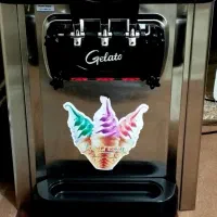 دستگاه بستنی قیفی