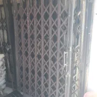 حفاظ آکاردئونی درب اپارتمانی