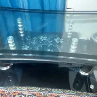 میز وسط شیشه ای