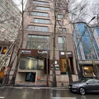 72 مترموقعیت اداری  پارک وی ولیعصر