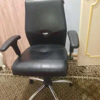 صندلی چرخدار مدیریتی برند راد سیستم