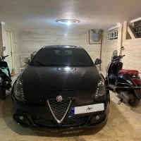 الفارومئو جولیتا مدل ۲۰۱۲ الفارومیو