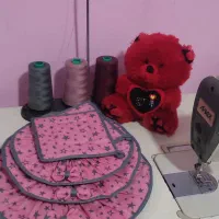 دمکنی همراه دوتا دست گیره خوش رنگ با کیفیت|سفره، حوله، دستمال آشپزخانه|کرمانشاه, |دیوار