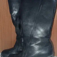 بوت پاشنه دار و ساق بلند سایز37