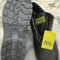 کفش کار ایمنی نو اصلان استفاده نشده