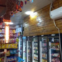 صندوقدار خانم مارکت شیفت عصر
