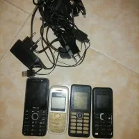 4 عدد گوشی نیازمند تعمیر