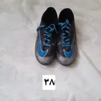 کیف کفش|کیف، کفش، کمربند|قم, نیروگاه|دیوار