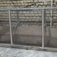 ویترین بزرگ فلزی و شیشه ای