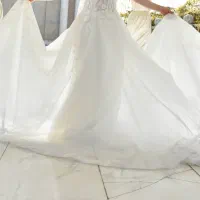 عرض ادب لباس عروس بسیار زیبا و ش‌یک|لباس|فردیس, شهرک هفده شهریور|دیوار