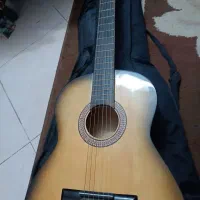 گیتار کلاسیک همراه کاور|گیتار، بیس، امپلیفایر|قرچک, مهدیه|دیوار