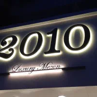 نصاب تابلو چنلیون بنر فلکسی استیکر مش