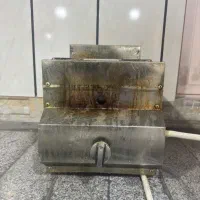 سرخ کن تک لگنه گازی رو میزی