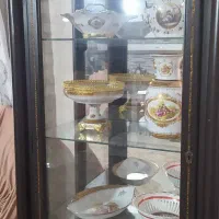 ویترین چوبی کلاسیک