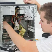 خدمات تخصصی کامپیوتری در محل