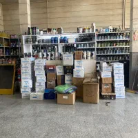 فروشنده فروشگاه رنگ و ترکیب رنگ