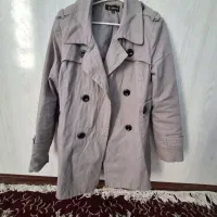 فروش میز تلویزیون ال سی دی .تعدادی لباس