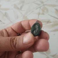 چند عدد سنگ کهنه نشان|کلکسیون اشیاء عتیقه|نهاوند, |دیوار