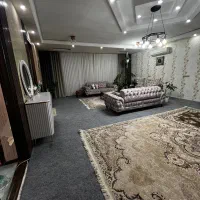 فروش فوری منزل مسکونی سه طبقه