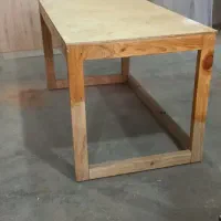 میز کار تمام چوب با رویه پلی وود