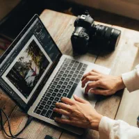 عکاس و ادیتور کلینیک زیبایی