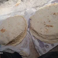 نون محلی گرده زرد و نون سنگک|خوردنی و آشامیدنی|لردگان, |دیوار