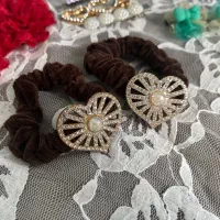 کش مو و ساعت و دستبند و گردنبند