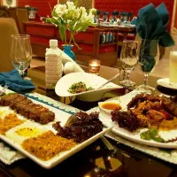 جذب نیروی جوان آقا برای کافه و رستوران|استخدام خدمات فروشگاه و رستوران|تبریز, |دیوار