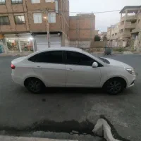 جک j4 فنی و بدنه سالم بی رنگ