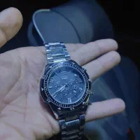 ساعت کاملا نو